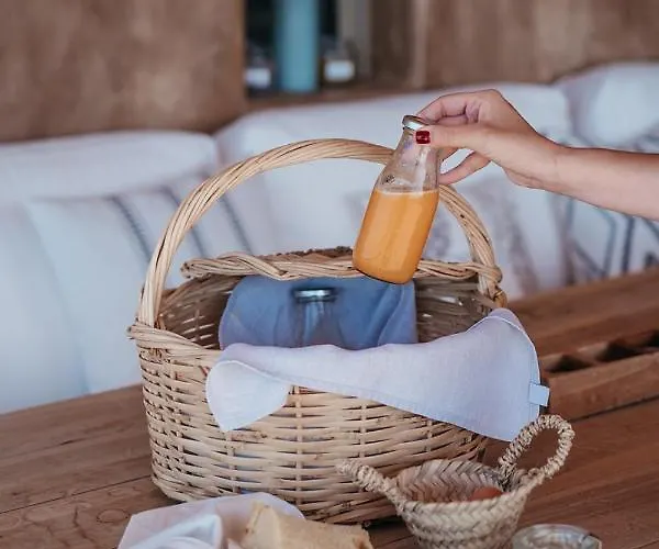 Pende Natura Residences